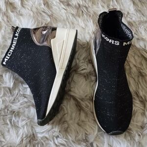 🌴Michael Kors Girl's Stretch Sock Wedge Shoe Neo Ora Black Size 4